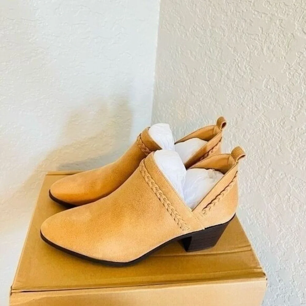 JOURNEE COLLECTION Sophie Braided Strap Bootie, Block Heel, Tan, Size‎ 7, NWT